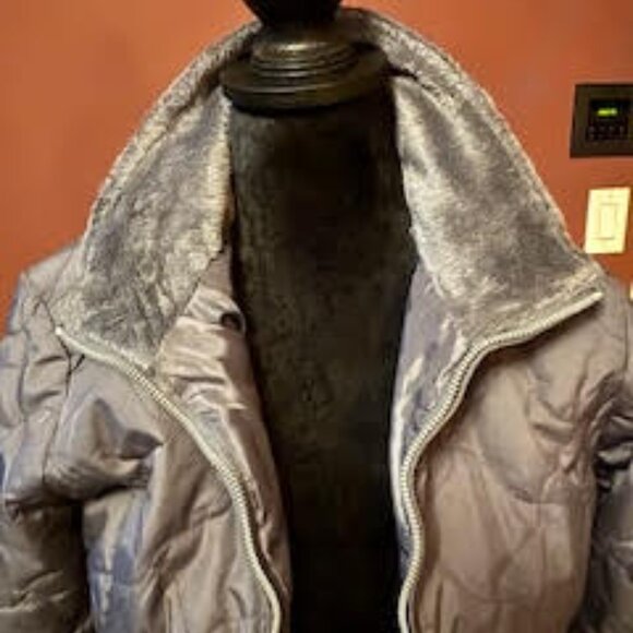 Below Zero 3 in 1 Jacket by Rothschild - Picture 4 of 5